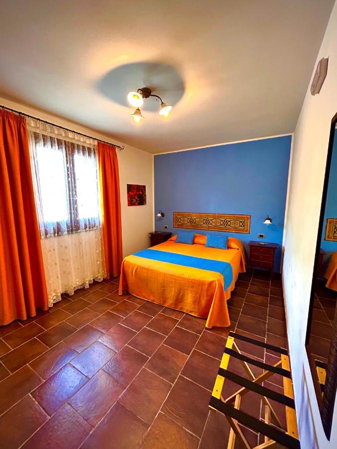 B&B L'Angolino Della Nonna Castelluzzo Exteriör bild