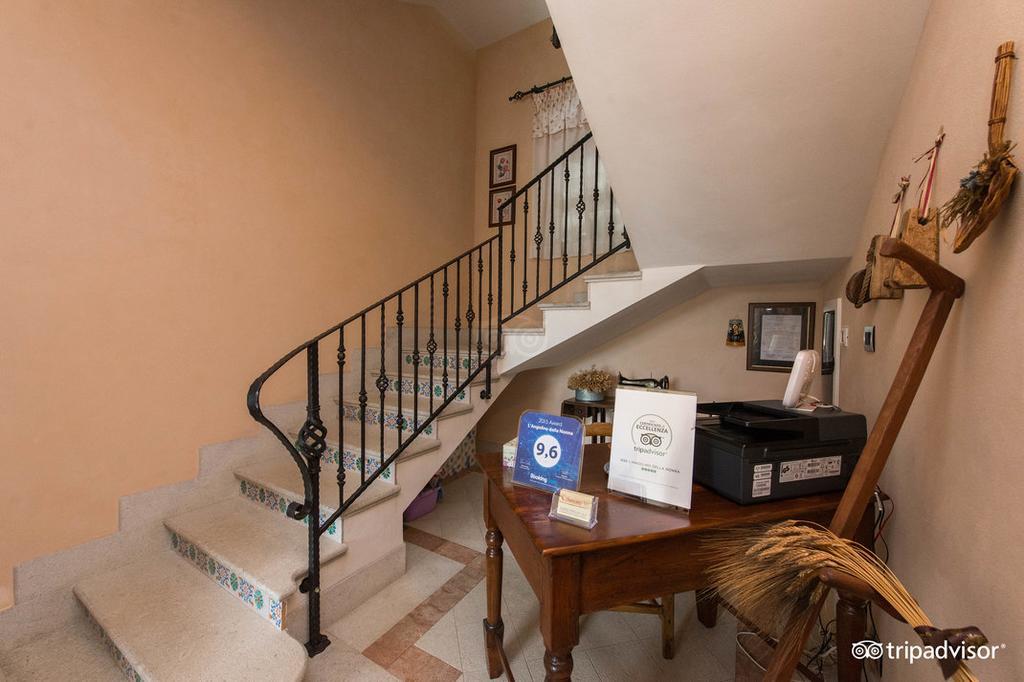 B&B L'Angolino Della Nonna Castelluzzo Exteriör bild
