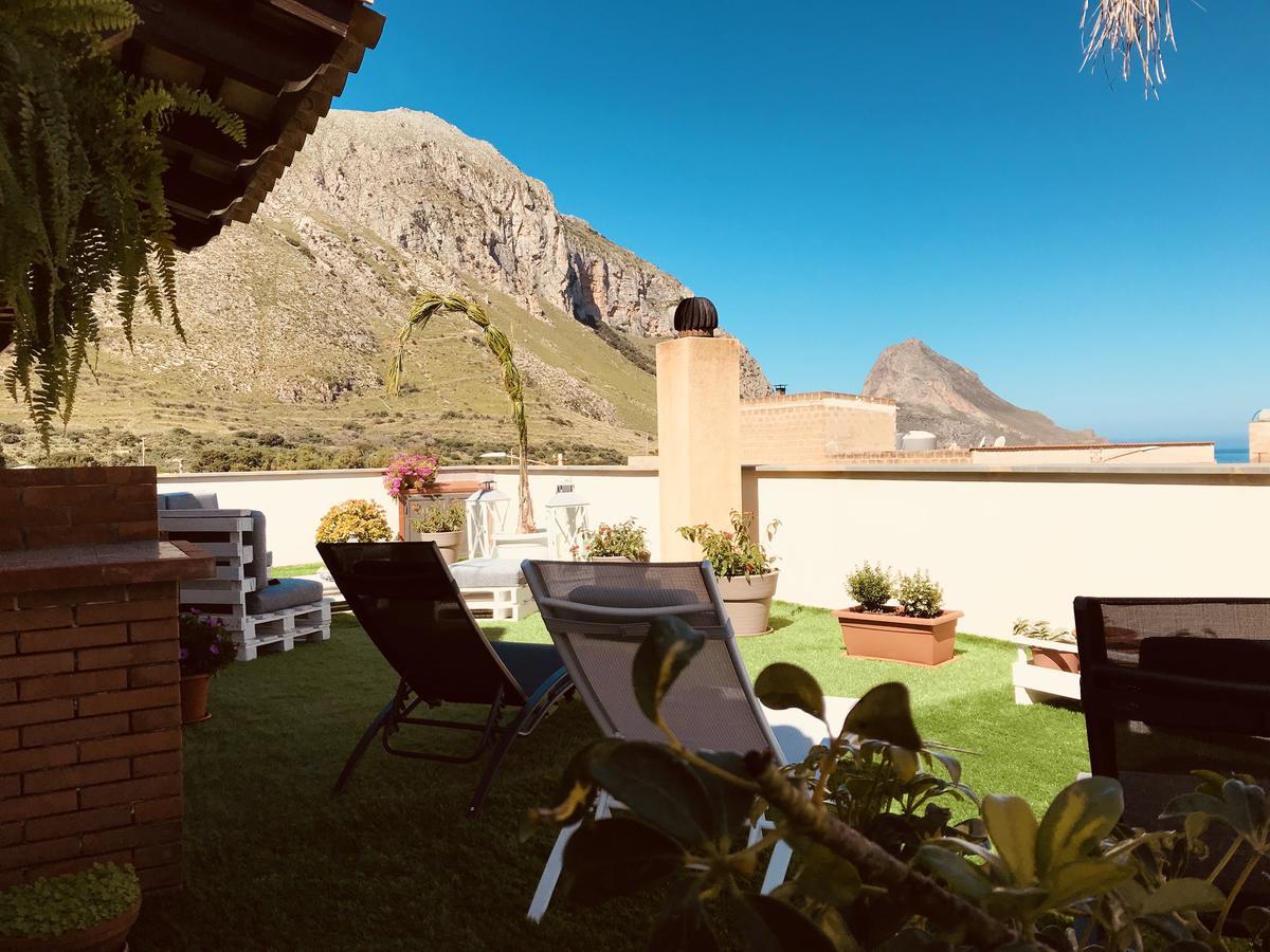 B&B L'Angolino Della Nonna Castelluzzo Exteriör bild