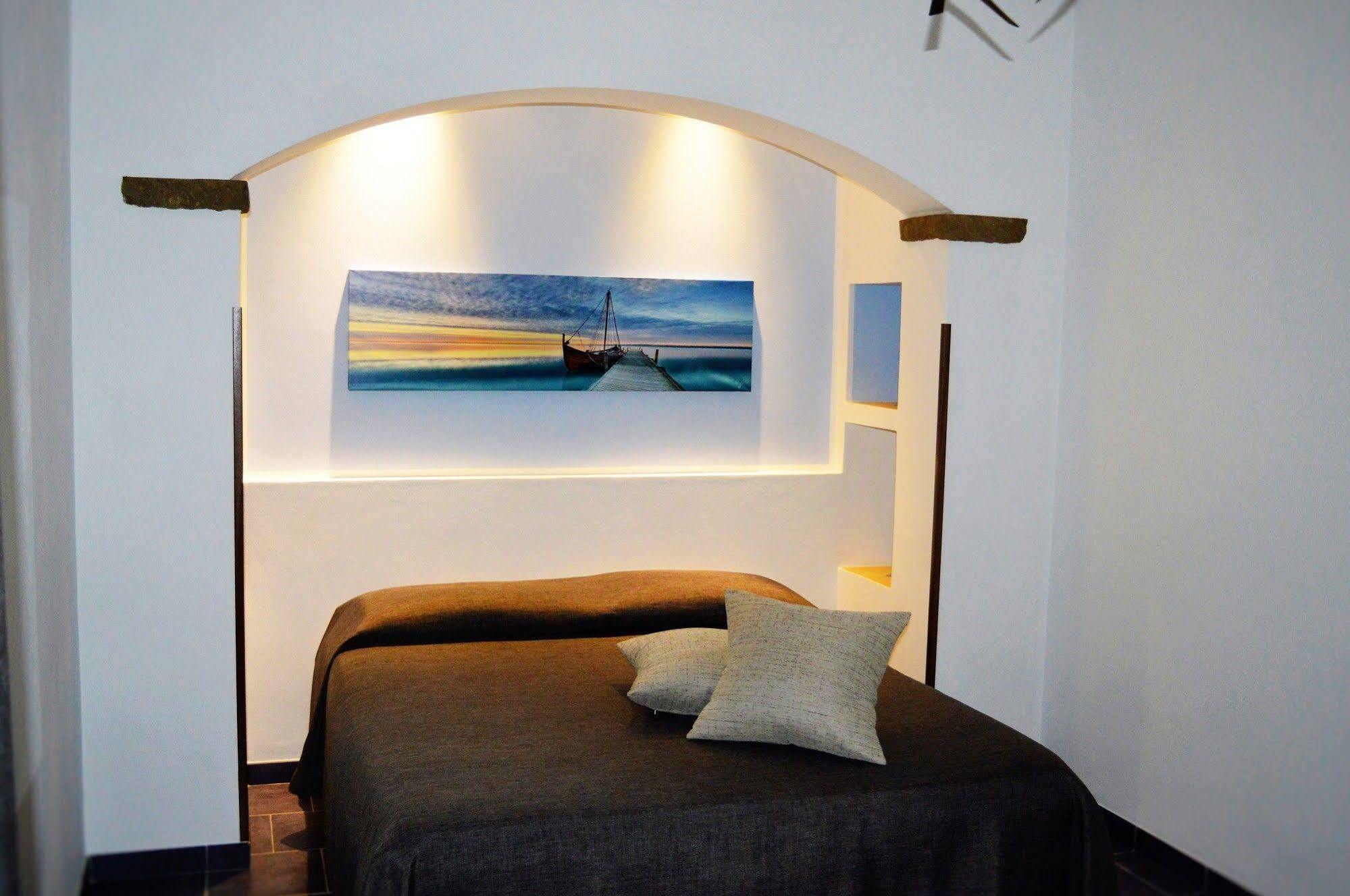 B&B L'Angolino Della Nonna Castelluzzo Exteriör bild