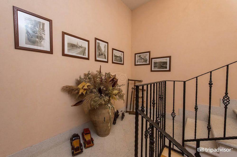 B&B L'Angolino Della Nonna Castelluzzo Exteriör bild