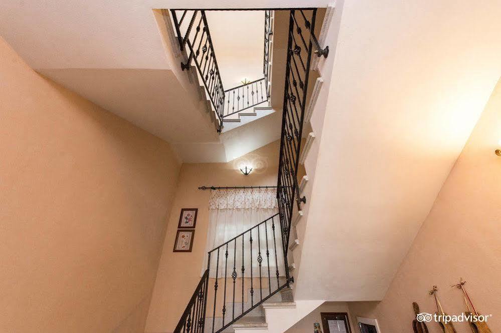 B&B L'Angolino Della Nonna Castelluzzo Exteriör bild